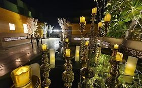 Jrd Luxury-Business Hotel